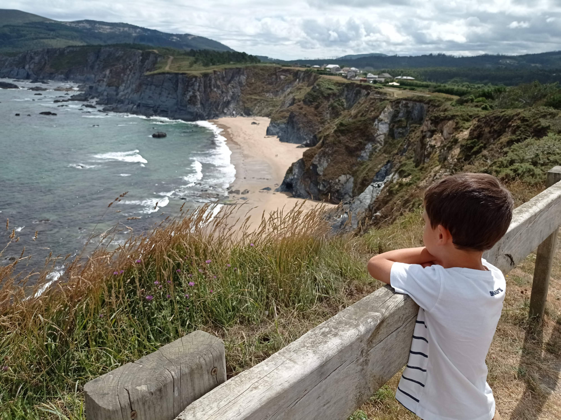 Vista de la costa gallega desde un mirador